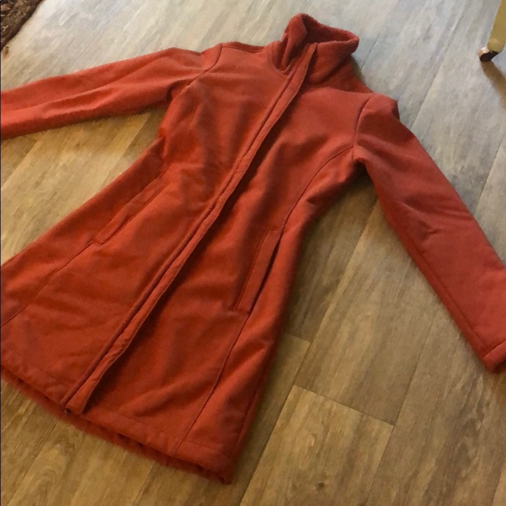 Women’s Patagonia soft shell water resistant coat